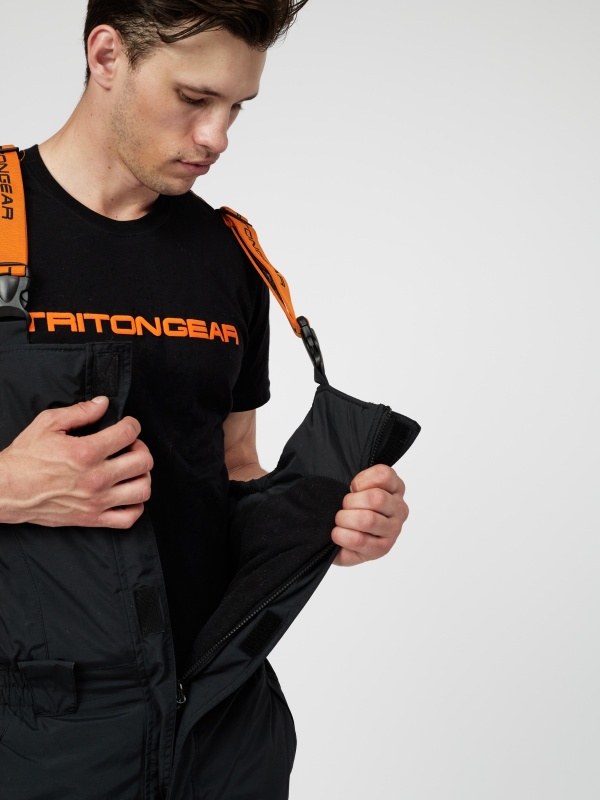 14.06 Tritongear00953